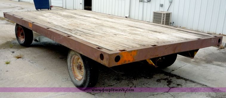 image for item 3597 Flat bed hay trailer