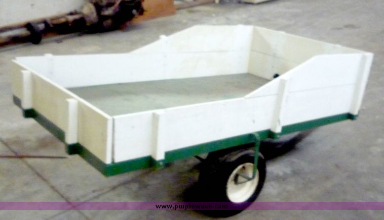 image for item 3660 Garden trailer