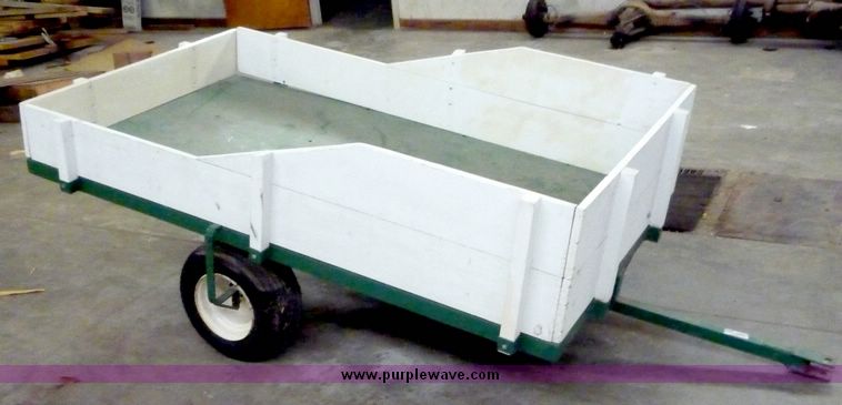 image for item 3660 Garden trailer