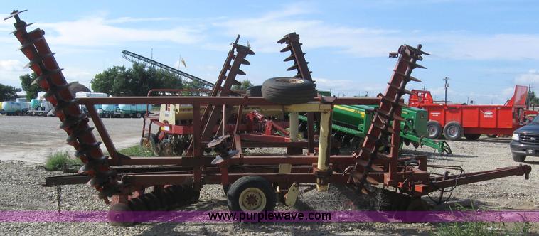 image for item 5935 Krause 1727 24' offset disc