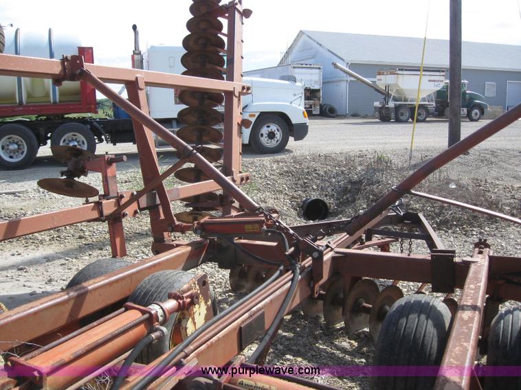 image for item 5935 Krause 1727 24' offset disc