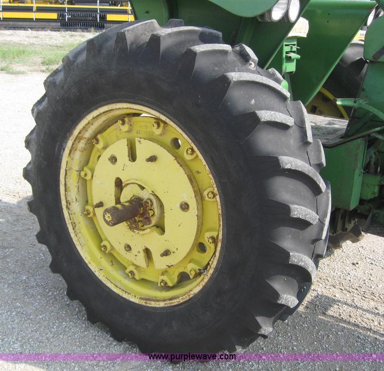 image for item 5938 John Deere 4010 tractor