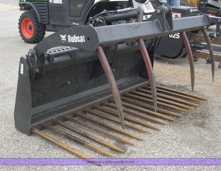 image for item 7171 Bobcat 60" utility farm forks with grapple