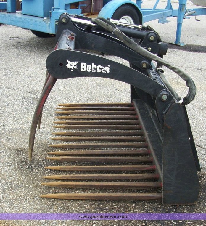 image for item 7171 Bobcat 60" utility farm forks with grapple