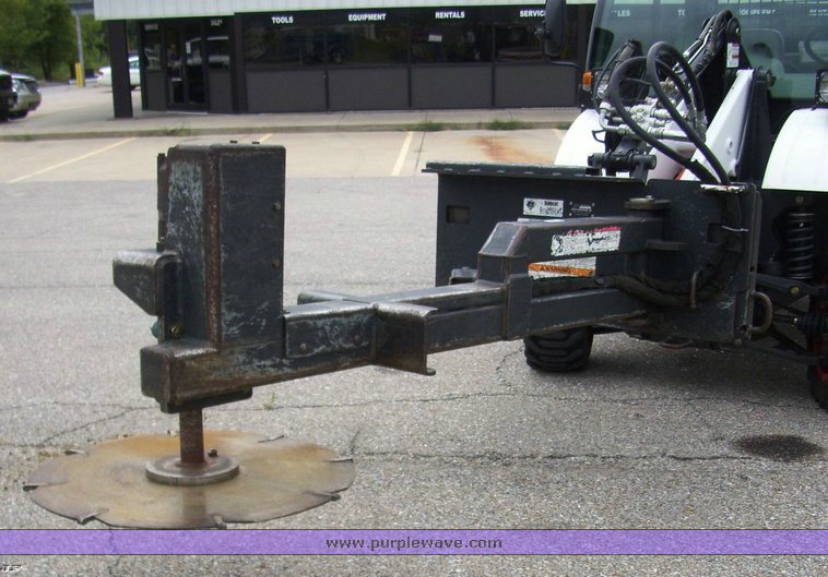 image for item 7172 Bobcat JB brushsaw