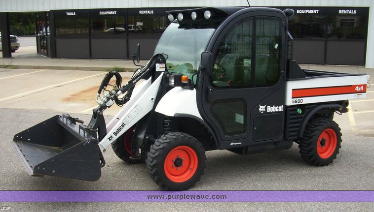 image for item 7173 2007 Bobcat 5600T toolcat