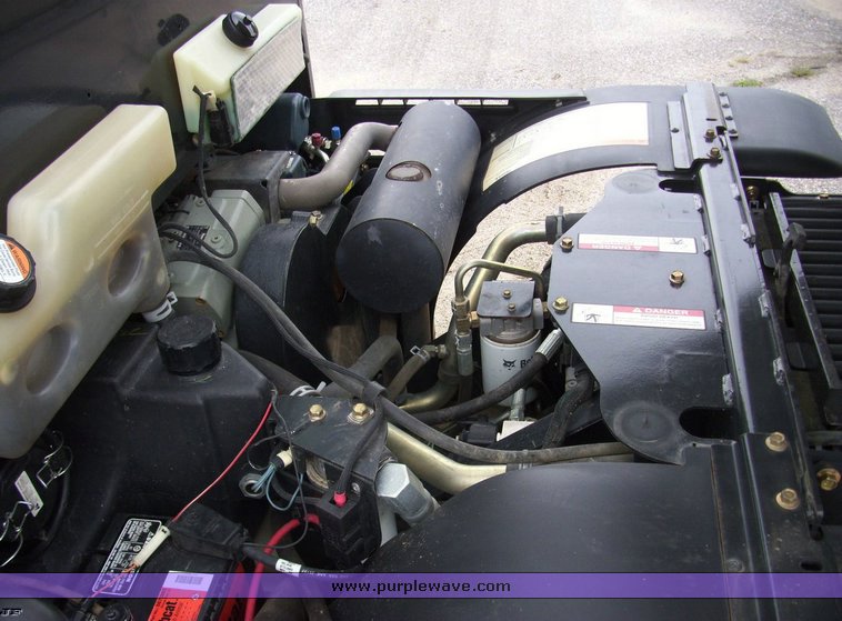 image for item 7173 2007 Bobcat 5600T toolcat