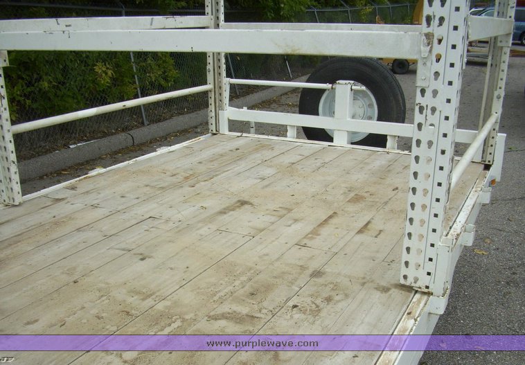 image for item 7174 1991 Sams 22' tandem axle trailer