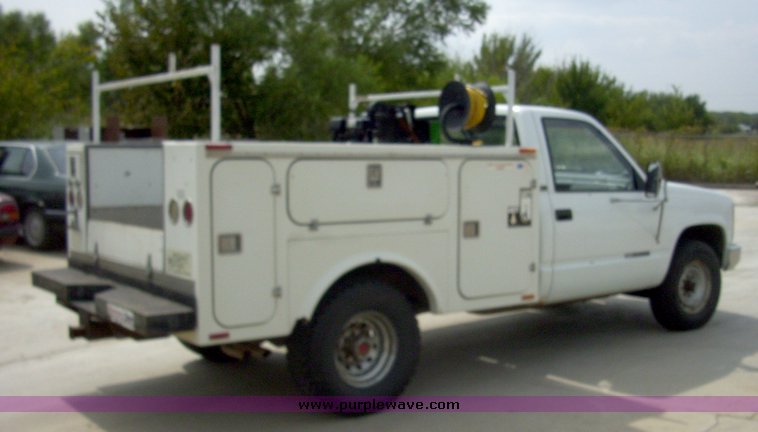 image for item 7294 1989 GMC 2500SL Sierra