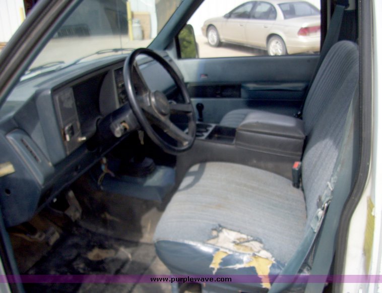 image for item 7294 1989 GMC 2500SL Sierra