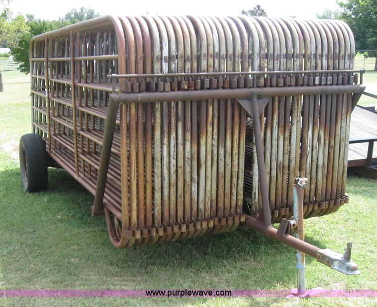 image for item 8465 (34) Winkle panels with trailer