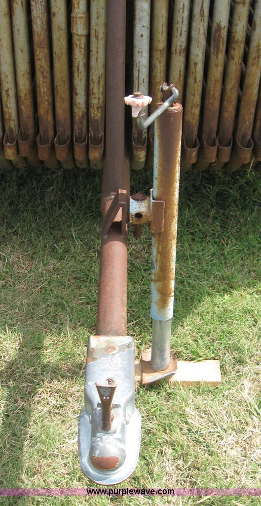 image for item 8465 (34) Winkle panels with trailer