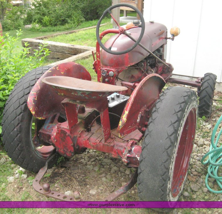 image for item 8630 Farmall Cub tractor
