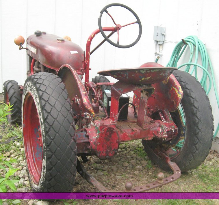 image for item 8630 Farmall Cub tractor