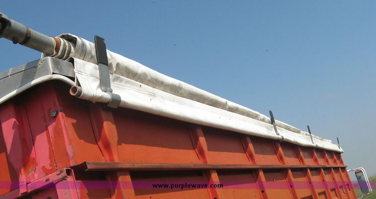 image for item 8636 1973 Chevrolet C65 tandem axle truck with Knapheide 20' grain bed and hoist