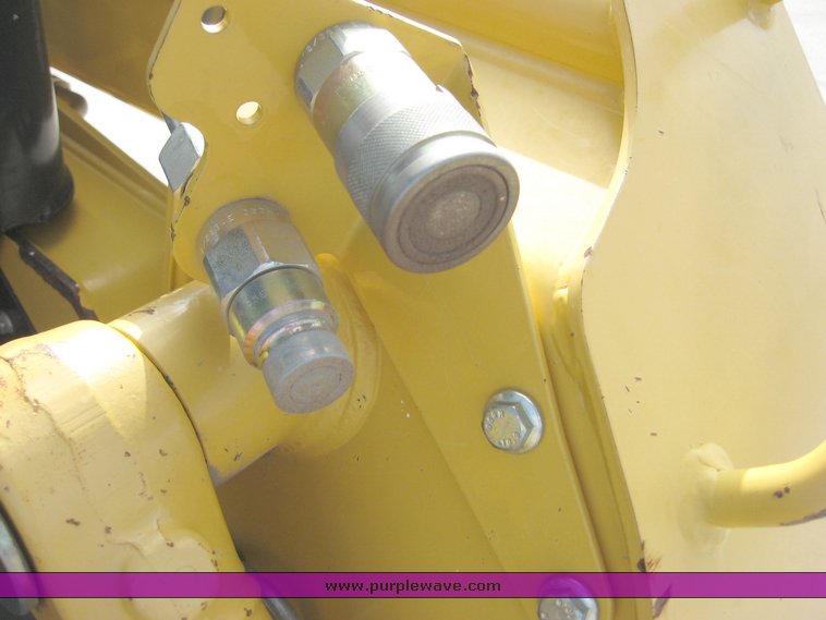 image for item 8653 2003 John Deere 250 skid steer