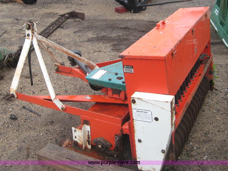 image for item 8657 Jacobsen Model 548 over seeder