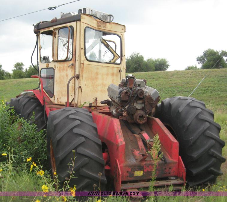 image for item 8681 Versatile 145 tractor