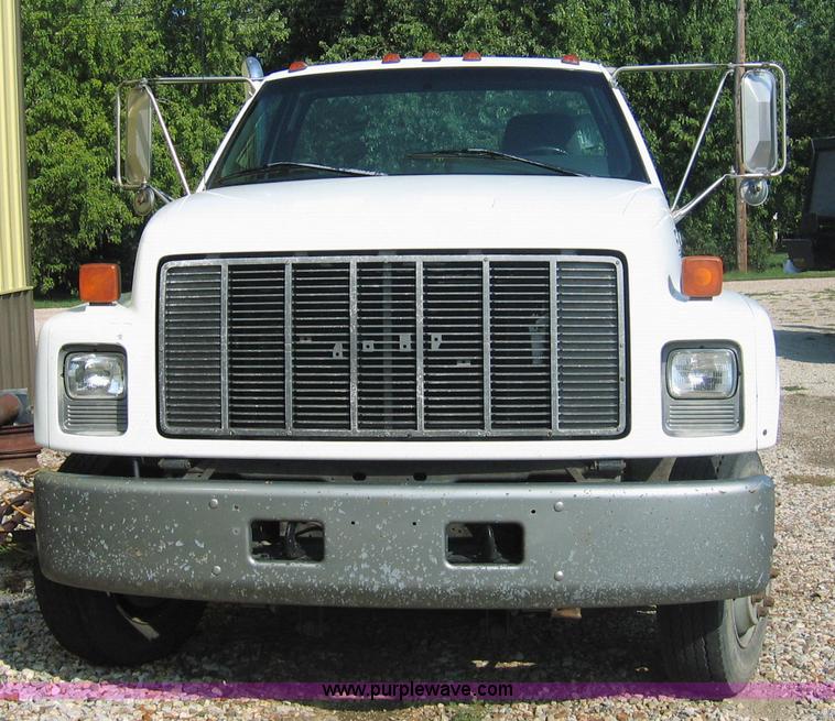 image for item 1501 1996 Chevrolet Kodiak C6H042