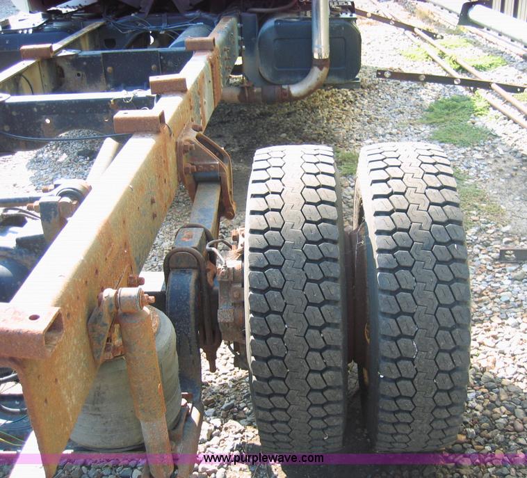 image for item 1501 1996 Chevrolet Kodiak C6H042