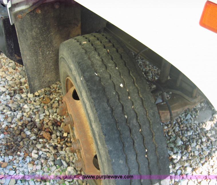 image for item 1501 1996 Chevrolet Kodiak C6H042