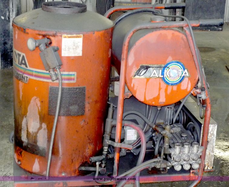 image for item 3094 1999 Alkota 5302 pressure washer