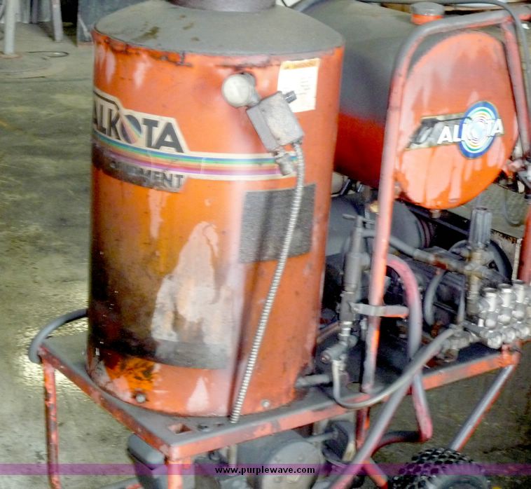 image for item 3094 1999 Alkota 5302 pressure washer