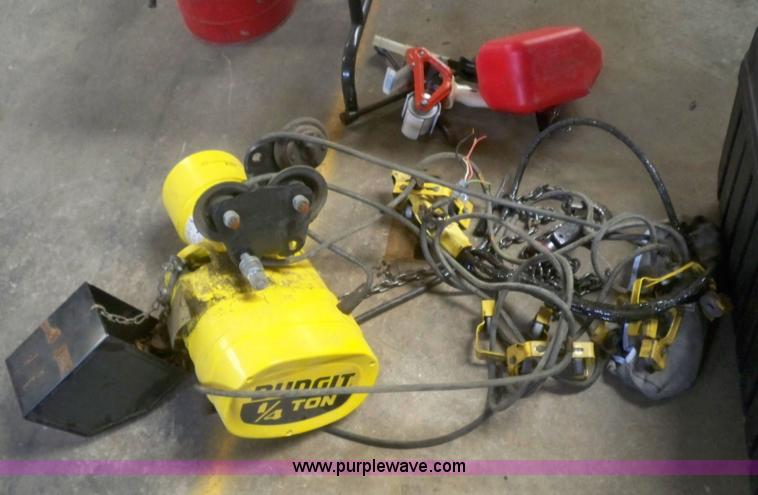 image for item 3441 Bridge crane with electric hoist