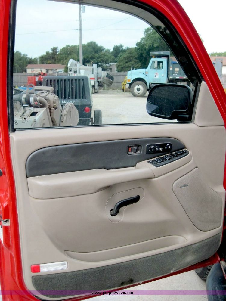 image for item 4565 2003 Chevrolet Avalanche K1500