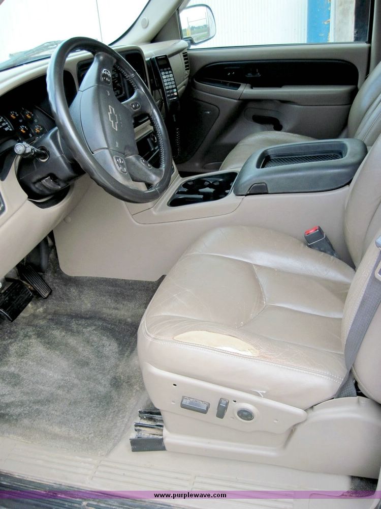 image for item 4565 2003 Chevrolet Avalanche K1500