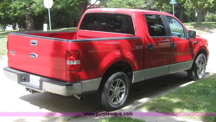 image for item 5391 2006 Ford F150 pickup truck