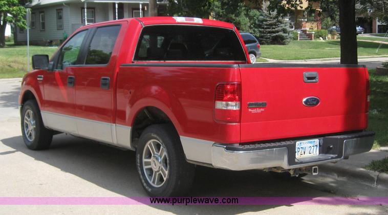 image for item 5391 2006 Ford F150 pickup truck