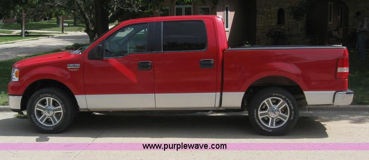 image for item 5391 2006 Ford F150 pickup truck