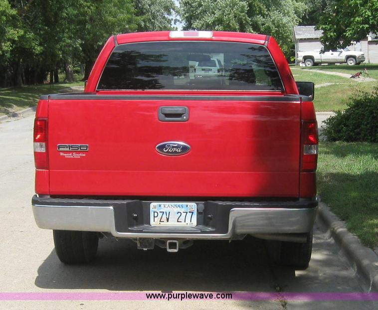 image for item 5391 2006 Ford F150 pickup truck