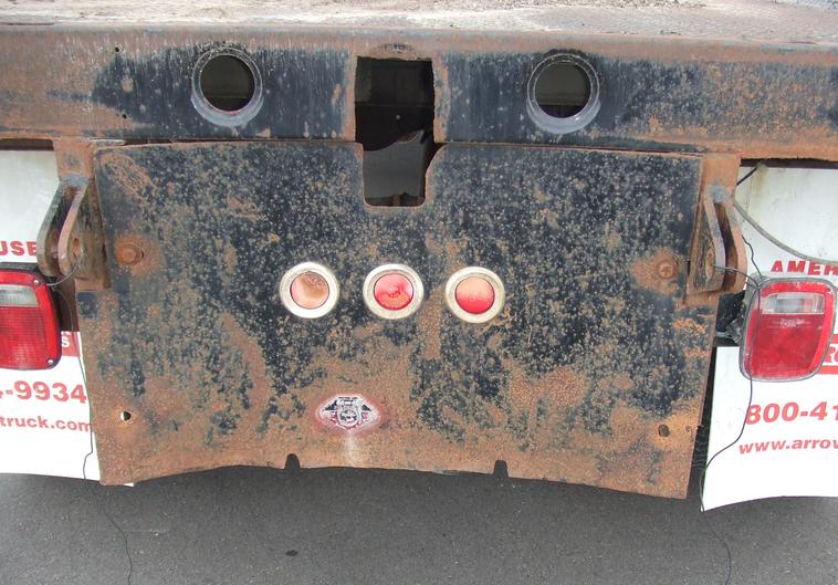 image for item 6009 1991 GMC Topkick C7H042 flat bed truck