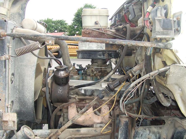 image for item 6009 1991 GMC Topkick C7H042 flat bed truck