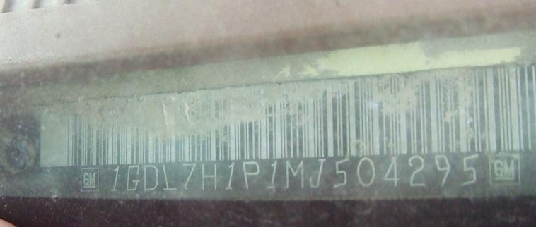 image for item 6009 1991 GMC Topkick C7H042 flat bed truck