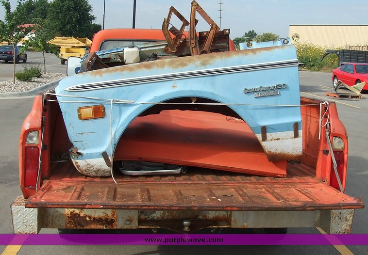 image for item 6010 1969 Chevrolet C/20 pickup truck