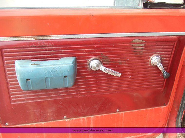 image for item 6010 1969 Chevrolet C/20 pickup truck