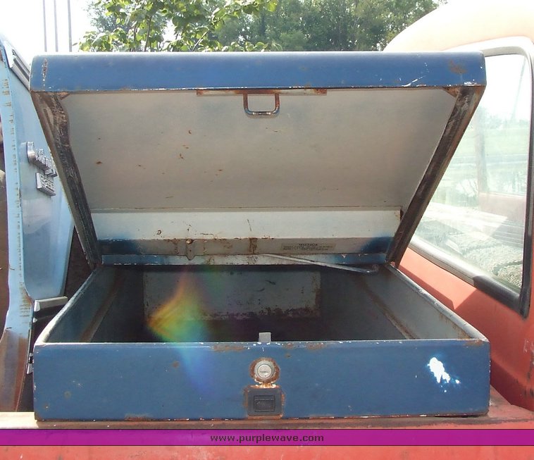 image for item 6010 1969 Chevrolet C/20 pickup truck