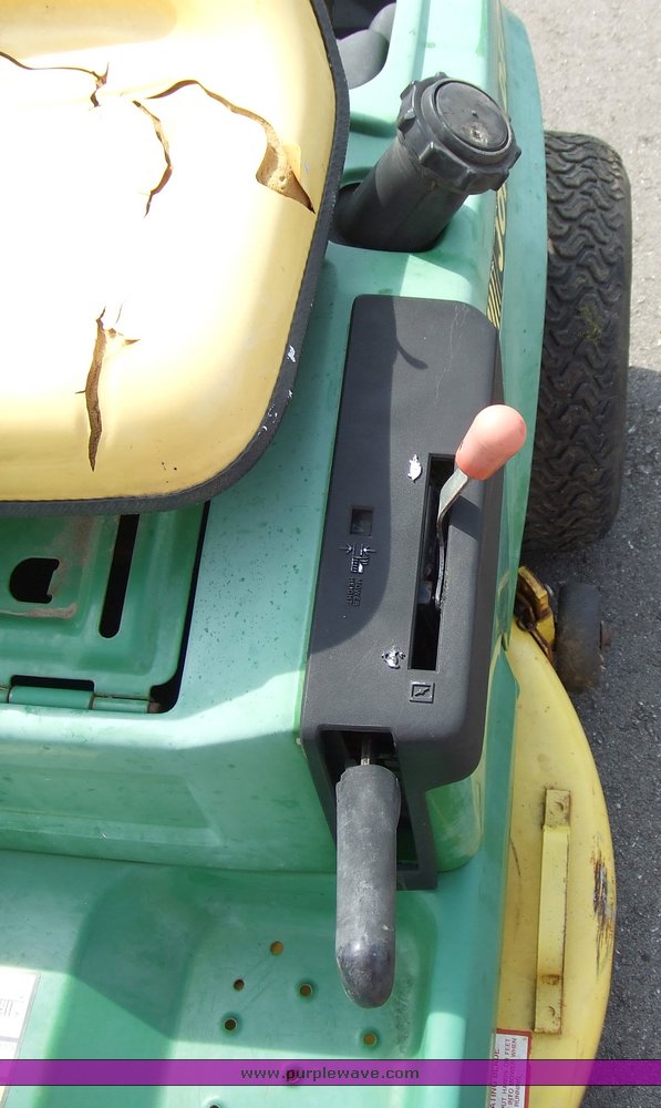 image for item 6230 John Deere RX75 riding mower