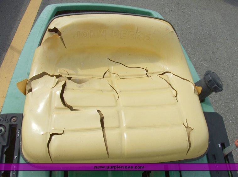 image for item 6230 John Deere RX75 riding mower