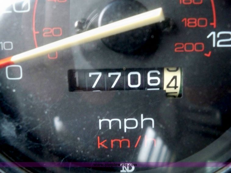 image for item 7067 1983 Honda Shadow VT750C motorcycle