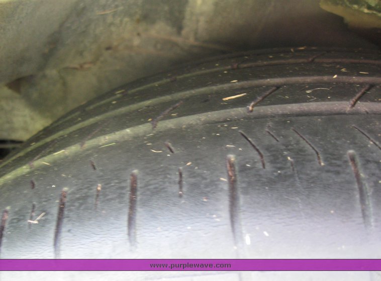 image for item 7600 1997 Cadillac Deville