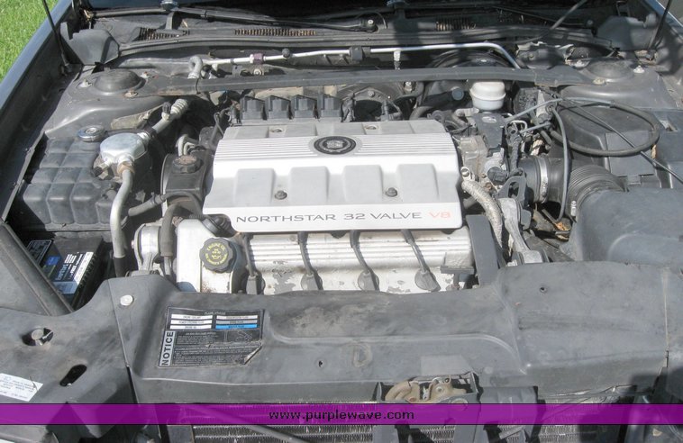 image for item 7600 1997 Cadillac Deville