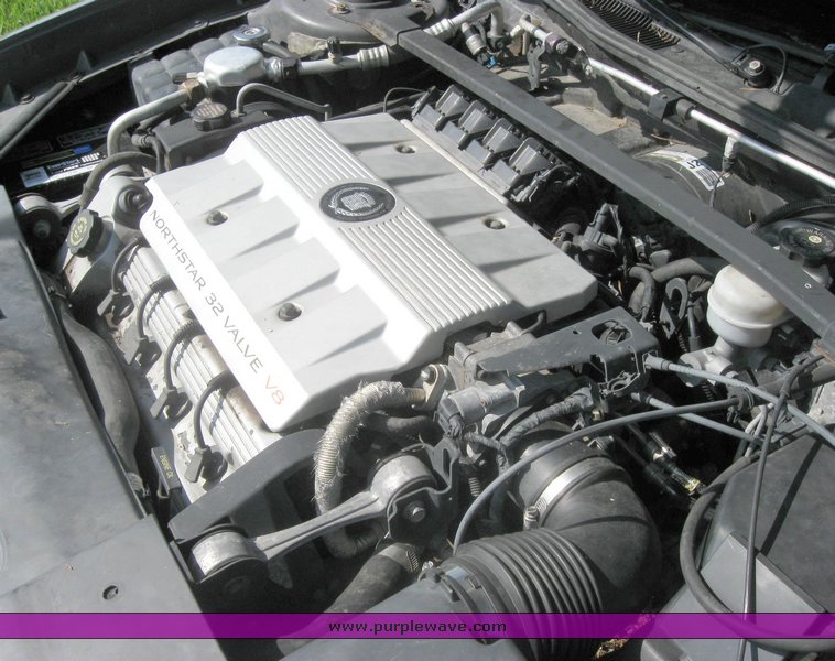 image for item 7600 1997 Cadillac Deville