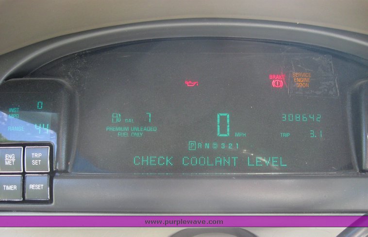 image for item 7600 1997 Cadillac Deville