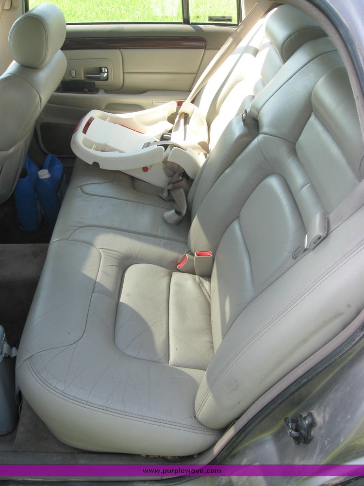 image for item 7600 1997 Cadillac Deville