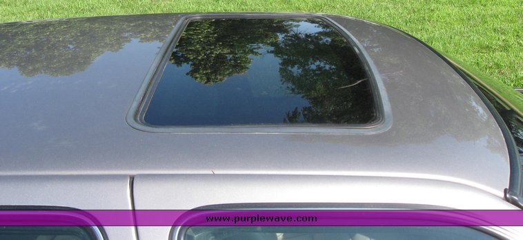 image for item 7600 1997 Cadillac Deville