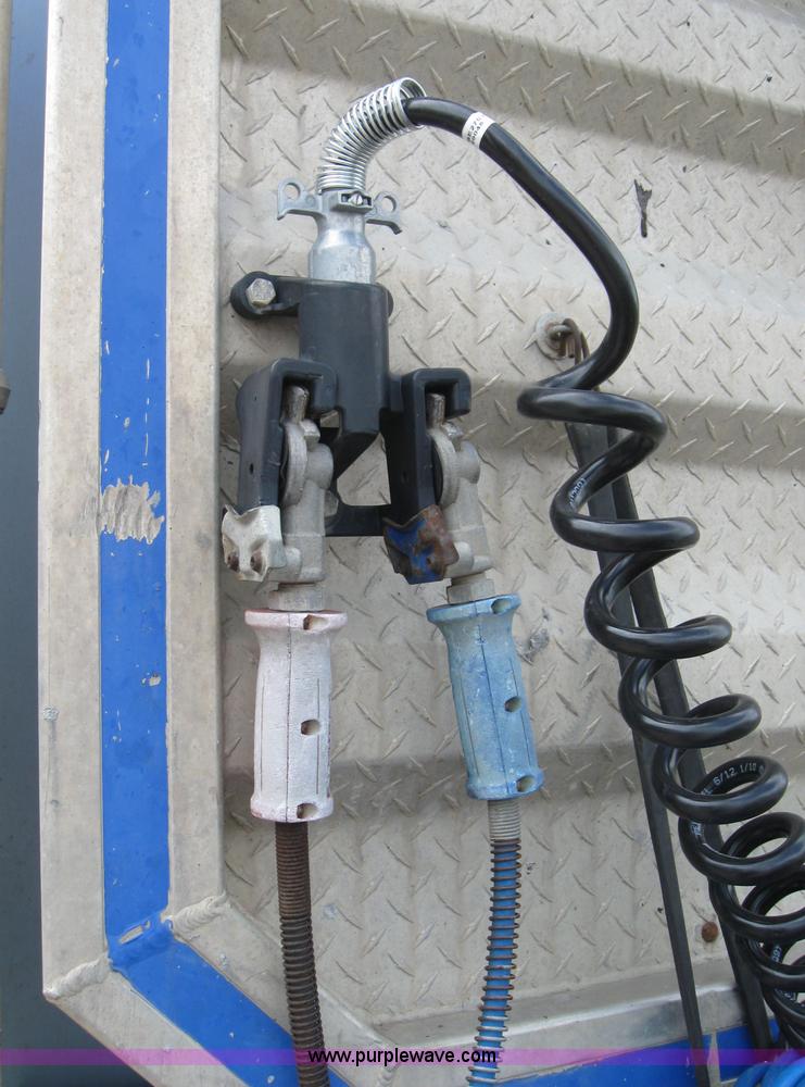 image for item 8470 1991 Freightliner Conventional FLD120 tractor truck